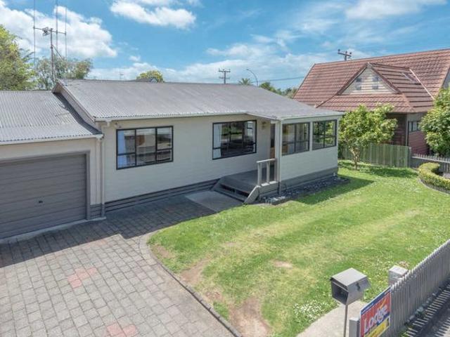 3 Lickfold Lane, Pukete, Hamilton City