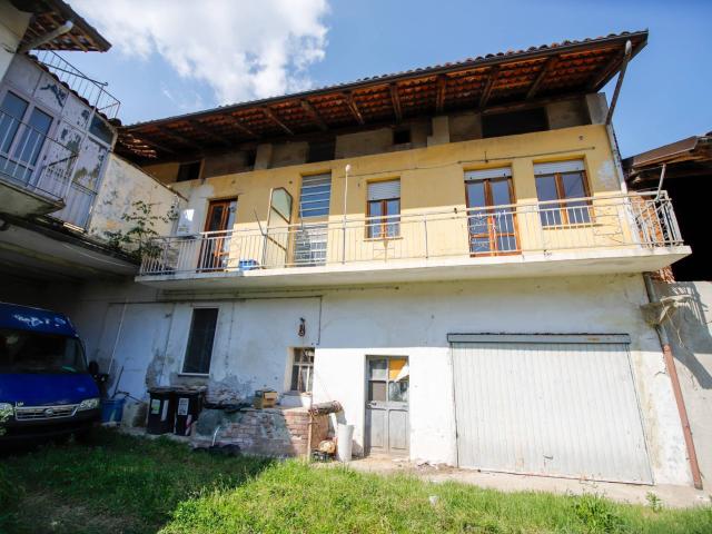 3 locali in vendita a Foglizzo