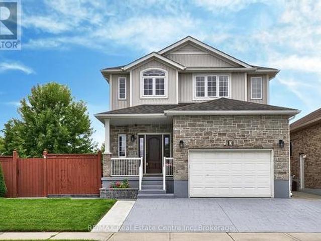 3 Lockwood Street, Cambridge, ON, N1P 0A5 house for sale | Listing ID X13504 | Royal LePage