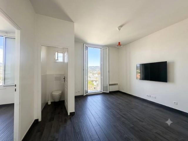 3 p grand balcon filant Haut Cyrnos Pessicart
