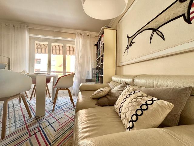 3 P Roquebrune quartier de la plage