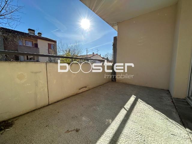 3 p traversant avec terrasse et parking en sous sol