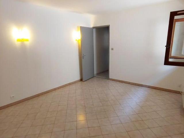3 Pièces