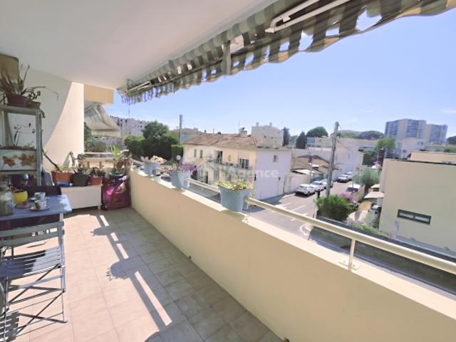 3 pièces 63 m2 Traversant Idéal Investisseur Vendu Loué