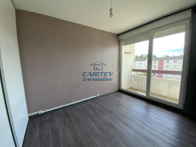 3 pièces 60.39 m² APPARTEMENT T3 RÉSIDENCE LES EAUX VIVES 70200 LURE