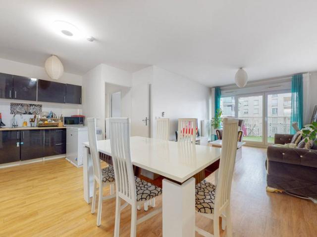 3 PIÈCES 62 M2 BALCON PARKING CHOISY LE ROI QUARTIER CHO