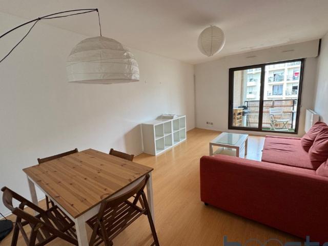3 pièces, 62m² en location à Toulouse 855.24 € par mois
