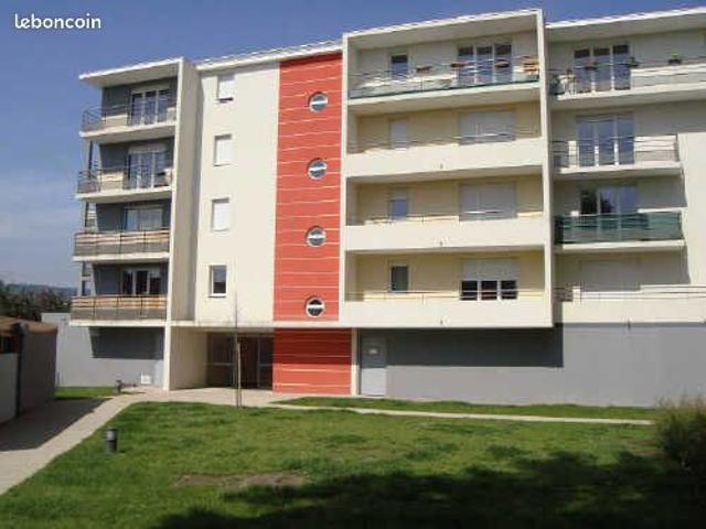 3 pièces 65 m² rénové en 2026 au 1er avec ascenseur + balcon + parking sous sol