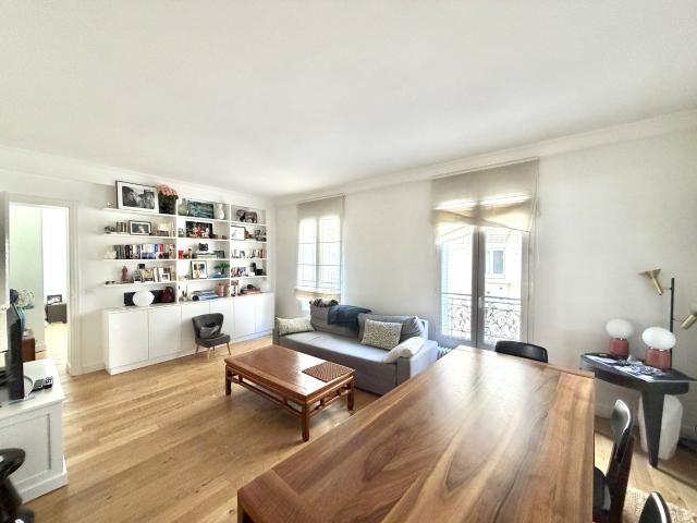 3 Pièces 65m2 + Cave 11m2 + Débarras 2m2
