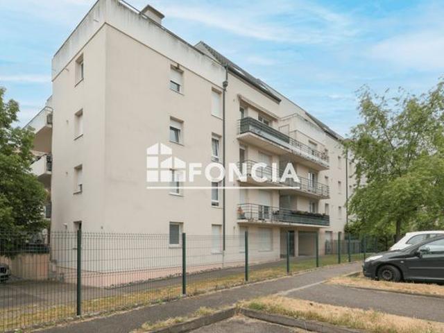 3 pièces 66m2 garage en sous sol libre
