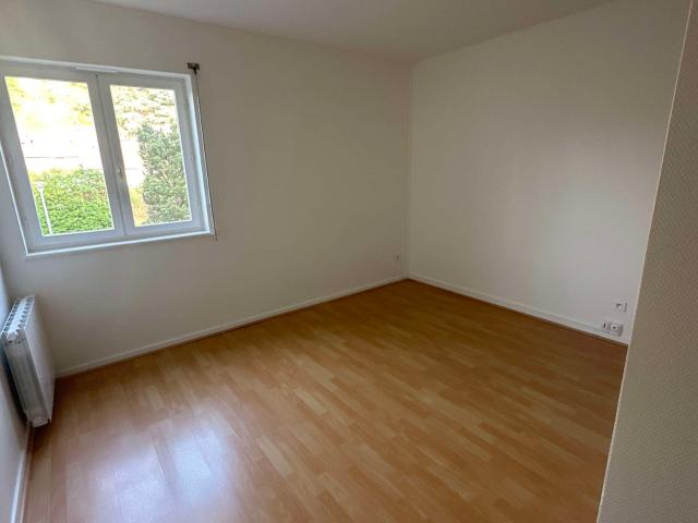 3 pièces · 77.7 m²