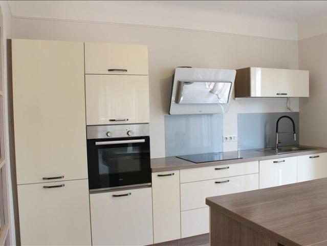 3 pièces 76,27 m² RDC Colocation non autorisée