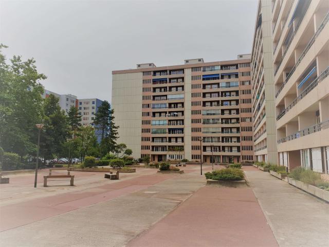 3 pièces · 76 m²