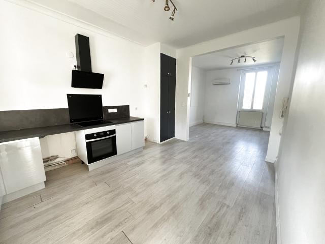 3 PIECES 78m2 avec CAVE ALES