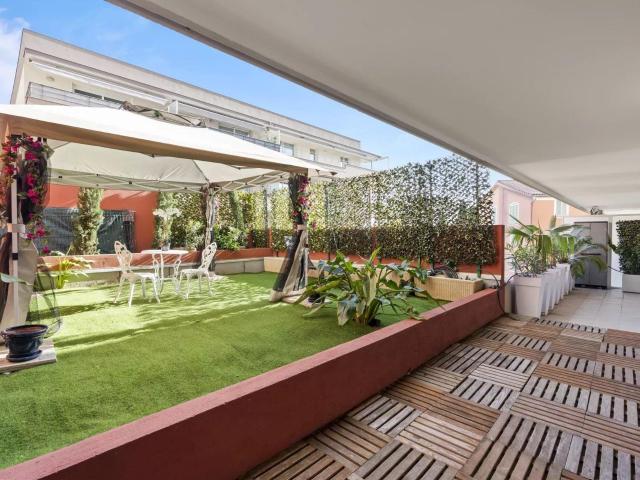 3 Pièces 81m2 50m2 de Terrasse Parking 81m² Mandelieu la Napoule