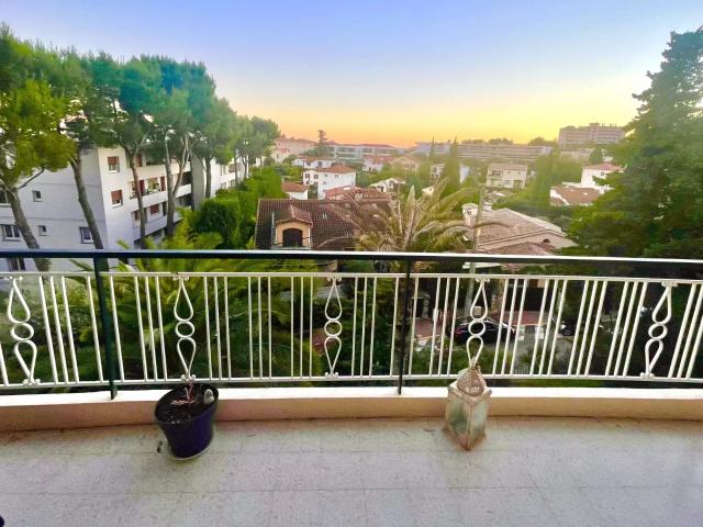 3 PIÈCES 88 m² – TERRASSE 24 m² PLEIN SUD – LE CANNET – AU CALME