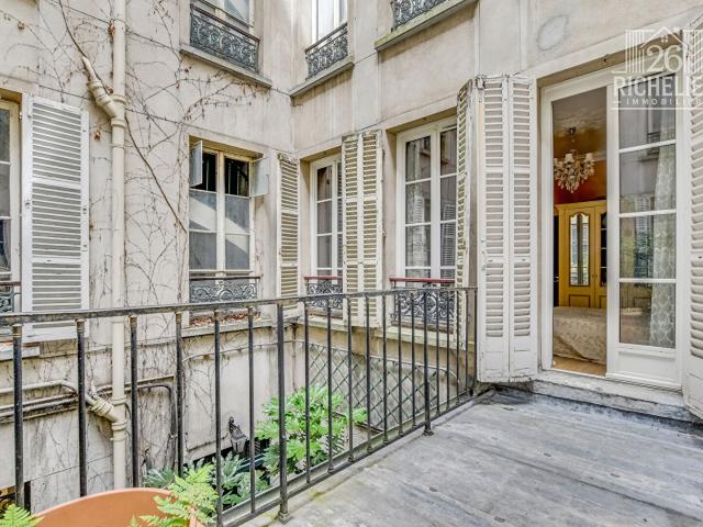 3 pièces 2 chambres de 57 m2 avec Terrasse 75009