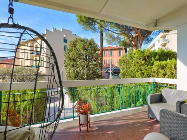 3 PIECES TERRASSE CIMIEZ