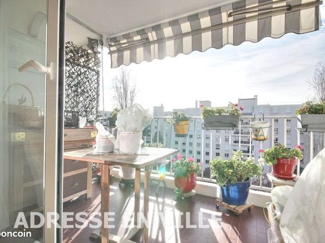 3 pièces terrasse en étage élevé