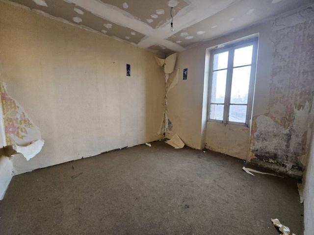 3 Pièces à rénover