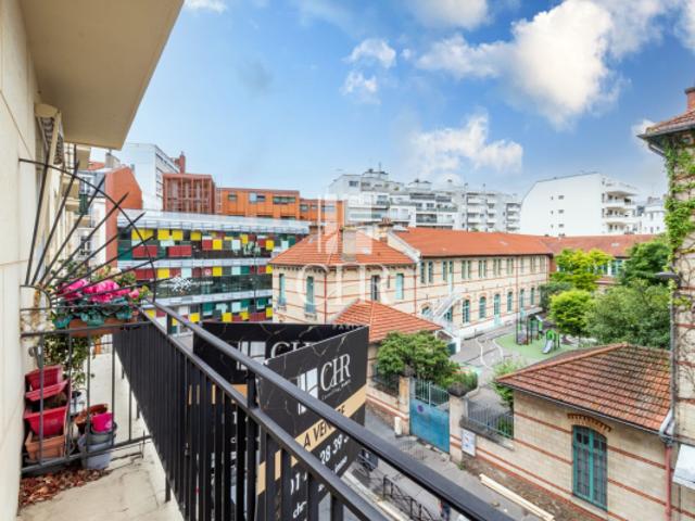 3 PIÈCES AVEC BALCON PARIS 15