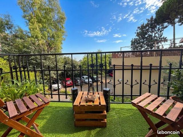 3 Pièces balcon terrasse et 2 parkings