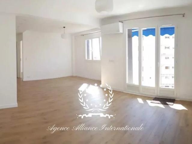 3 pieces bas petit juas balcon