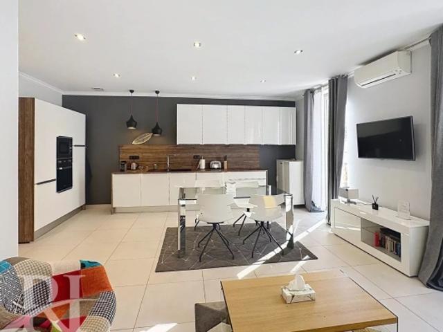 3 Pièces contemporain Cannes Centre / investissement locatif