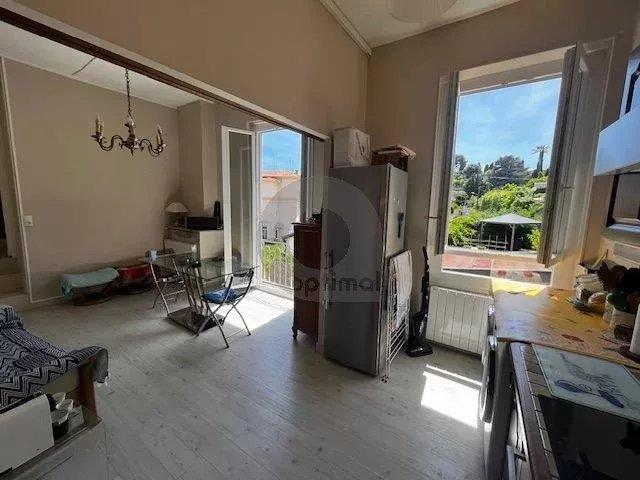 3 pièces dans Maison centre menton 43m² Menton