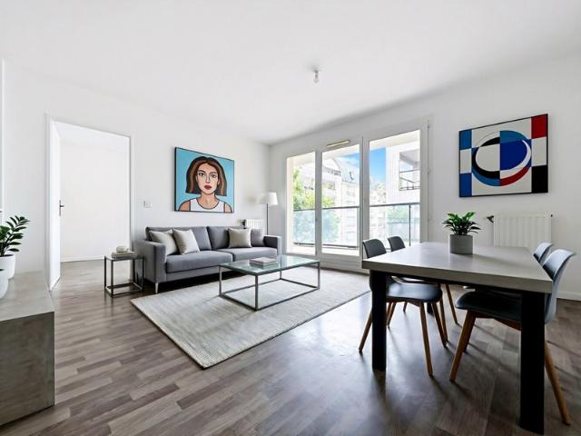 3 pièces de 60,5m² dans immeuble récent avec balcon et parking