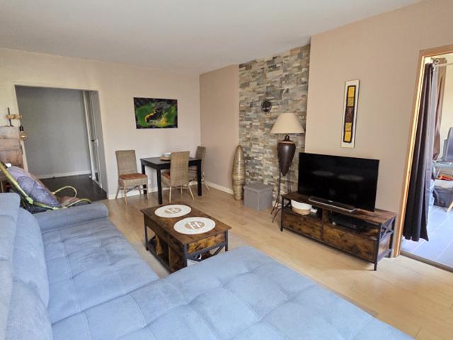 3 PIECES DE 71.69M2 AVEC LOGGIA FERMEE CAVE ET PARKING E