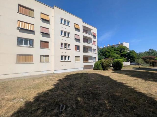 3 PIECES EN CENTRE VILLE