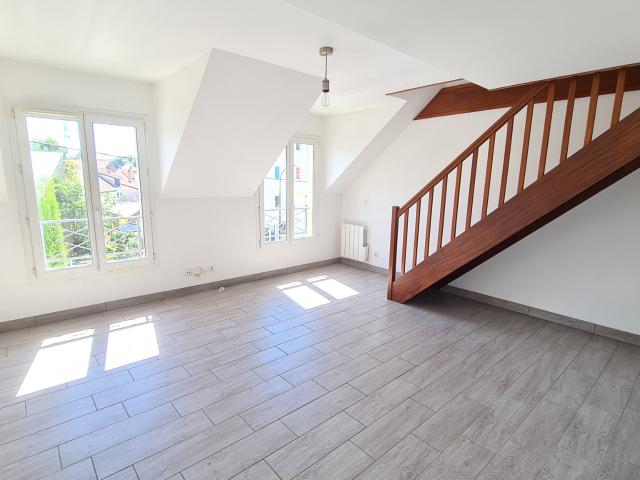 3 Pièces en duplex + cave + parking EXT