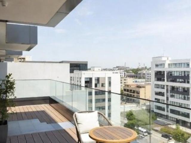 3 PIECES EN ETAGE AVEC BALCON