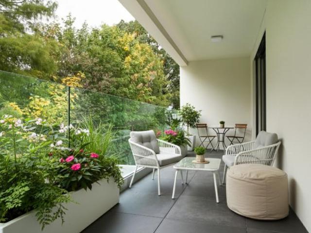 3 PIECES ETAGE ELEVE TERRASSE 25M2+ PARKING Proche Métro Ligne 7
