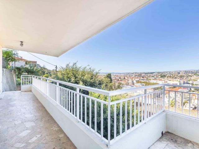 3 Pièces Grande Corniche / Terrasse / Vue Mer / Parking