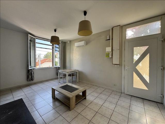 3 pièces Meublé 61,8 m² 1er étage Colocation non autorisée