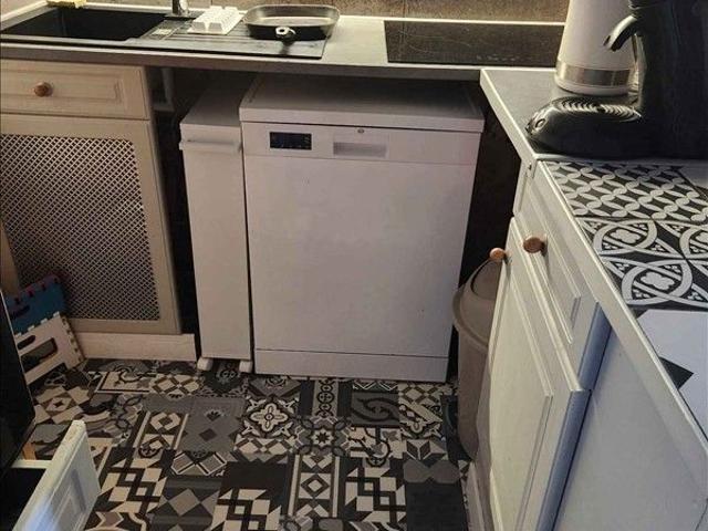 3 pièces Meublé 67 m² 1er étage Colocation autorisée