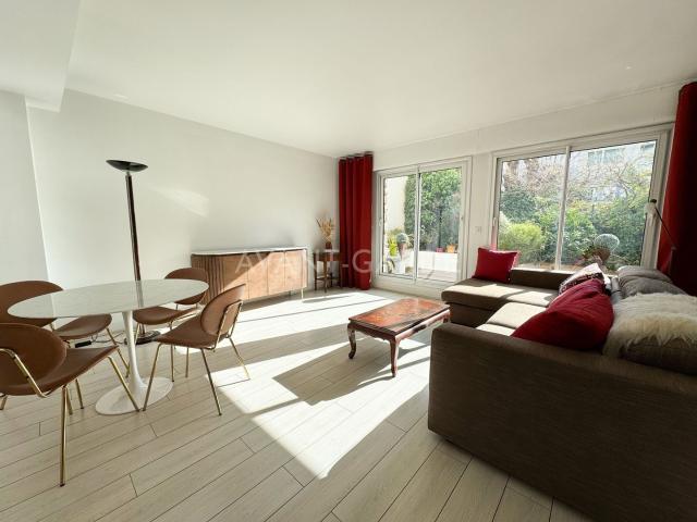 3 pièces meublé Boulevard de la Paix 92400 Courbevoie