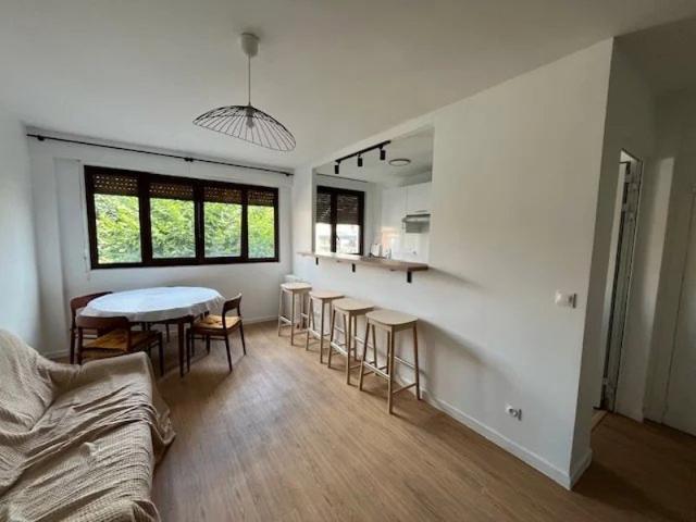 3 PIECES MEUBLE MAIRIE DE MONTROUGE