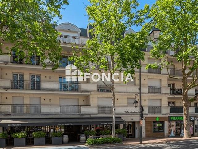 3 pièces récent au calme avec terrasse en centre ville d'ANTONY