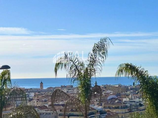 3 PIECES superbe vue Mer et Ville