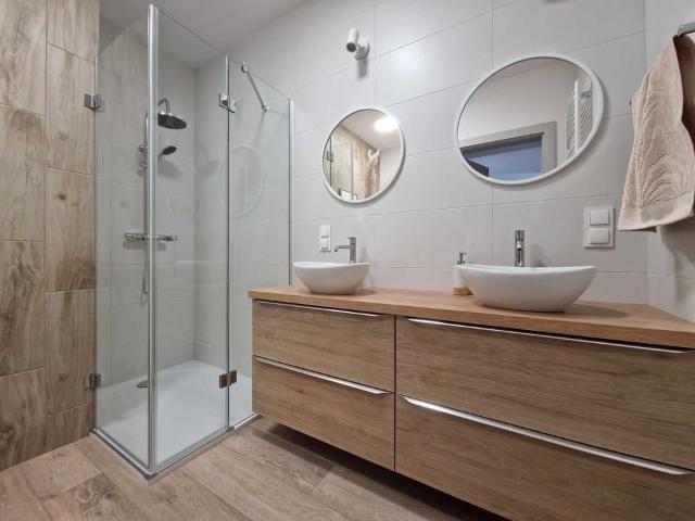 3 pok. Panorama Kwiatkowskiego 44c, garaż, balkon