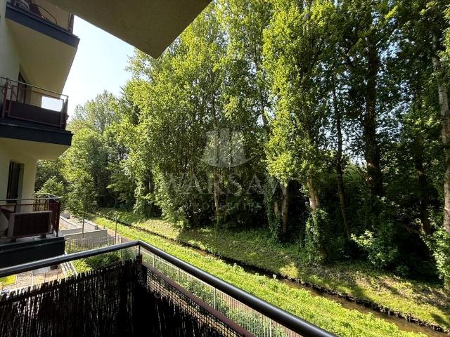3 pokoje z widokiem na zieleń w apartamentowcu Warszawa, Wilanów