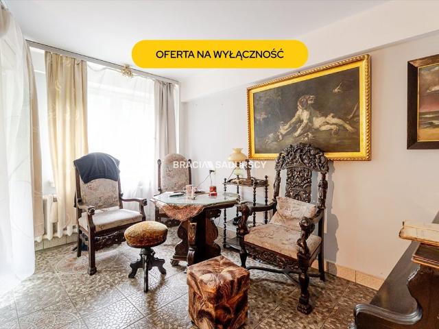 3 pokoje z 2 balkonami, świetna lokalizacja!