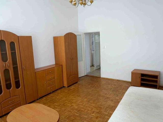 3 Pokoje dla Studentów – Centrum Wrocławia – 70 m² – Woln