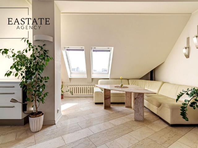 3 pokoje na poddaszu 85m² | metro | widok Warszawa, Wola