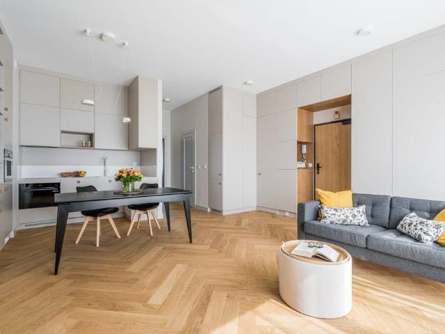 3 pokoje, nowoczesne umeblowane, Rondo Wiatraczna. 59.85 m²