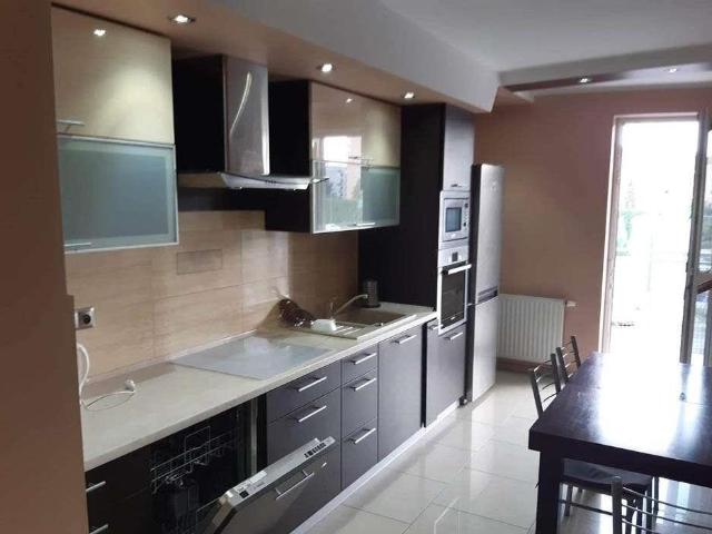 3 pokojowe mieszkanie 70 m² w Krakowie, balkon polecam!