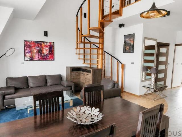3 pokojowe mieszkanie 99 m² z antresolą i garażem w Ursynowie